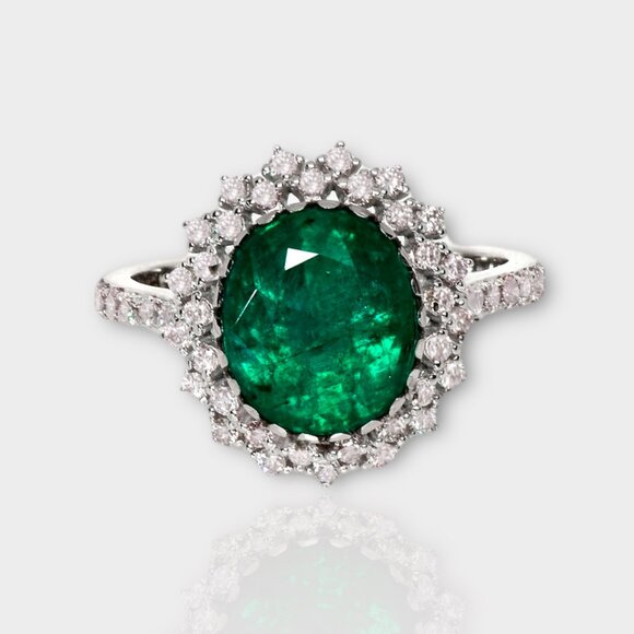 Emerald Engagement Ring - Picture 2 of 9